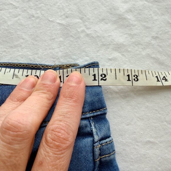 Frame Denim Le High Flare Jeans Light Wash Distressed Hem Size 24 - Picture 7 of 11